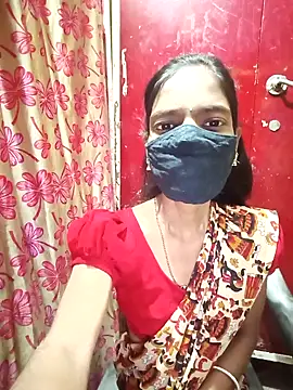 Snapshot of Joshna-Sexy chatting on December 21, 1:10 pm Joshna-Sexy online show from December 21, 1:10 pm