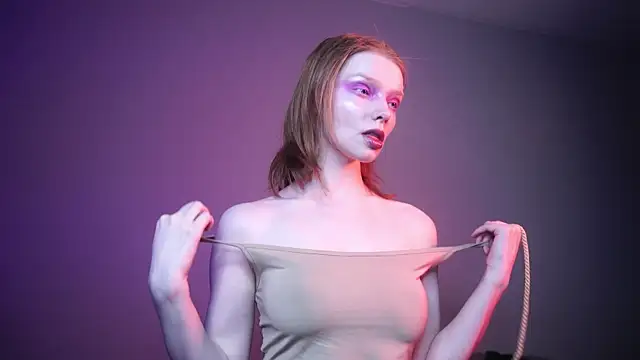 ginger hugs online show from January 11, 10:07 pm