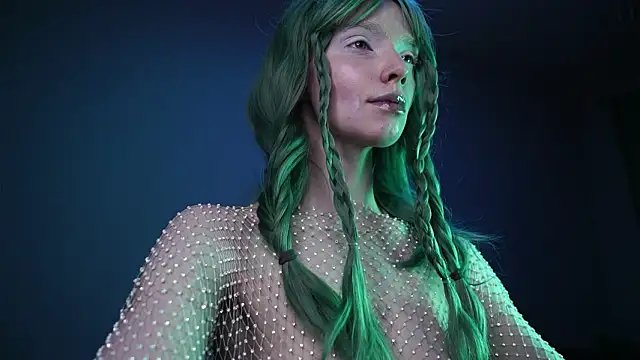 ginger hugs online show from March 28, 10:09 pm