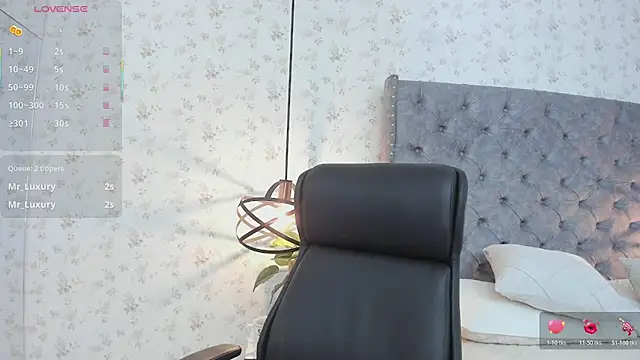 MissSussy online show from May 29, 1:03 am