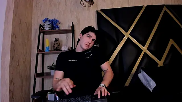 Karimferrer online show from April 11, 1:32 am