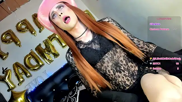 Snapshot of AngelsJones21 chatting on January 22, 8:59 pm AngelsJones21 online show from January 22, 8:59 pm