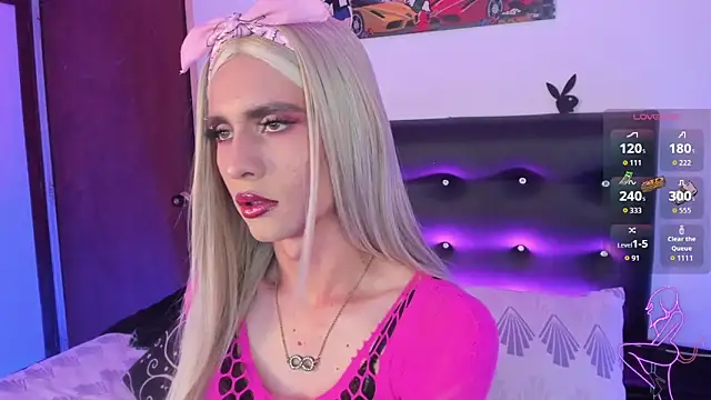 Snapshot of AngelsJones21 chatting on November 25, 7:14 pm AngelsJones21 online show from November 25, 7:14 pm