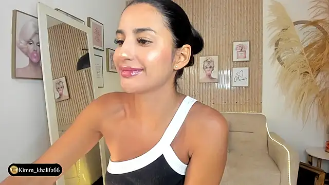 Kimm khalifa online show from January 30, 7:26 pm