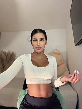 Kimm khalifa online show from April 11, 12:37 am