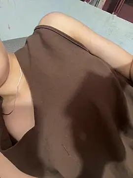 Baby-sexytit99 online show from May 31, 3:15 am