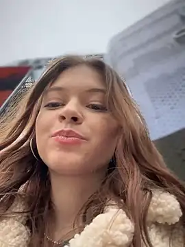 Times  Square online show from December 3, 10:17 am