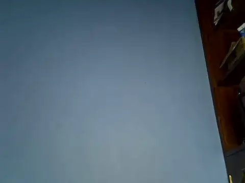 Snapshot of Queen_petite_ chatting on March 16, 5:58 am Queen petite online show from March 16, 5:58 am