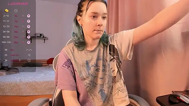 alisahug online show from December 15, 10:08 am