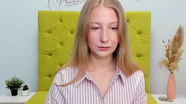 LolaWilsons online show from February 16, 6:31 am