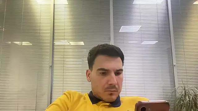 Snapshot of streamy_test13 chatting on October 14, 9:21 am streamy test13 online show from October 14, 9:21 am