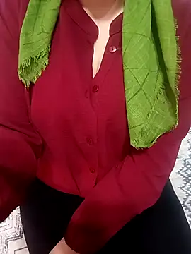 Snapshot of _Sahra_ chatting on February 27, 7:37 pm Sahra online show from February 27, 7:37 pm