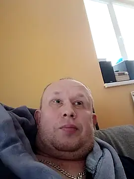 Snapshot of dikas45xxx chatting on January 12, 9:40 am dikas45xxx online show from January 12, 9:40 am