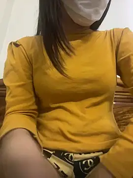 Snapshot of Tuongvy05 chatting on February 26, 4:56 pm Tuongvy05 online show from February 26, 4:56 pm
