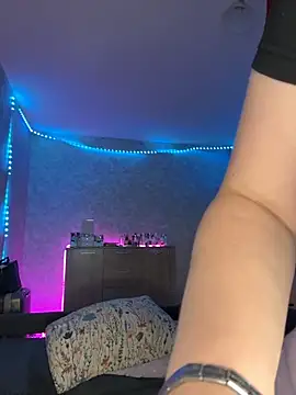 Evaaa Babiesss online show from March 9, 6:56 pm