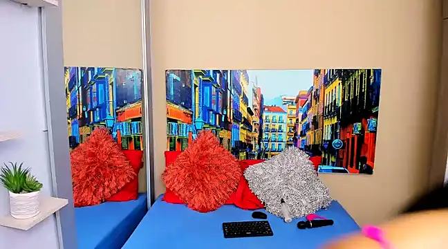 Snapshot of CristalLoren chatting on March 22, 11:42 am CristalLoren online show from March 22, 11:42 am