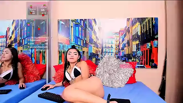 Snapshot of CristalLoren chatting on March 22, 8:59 pm CristalLoren online show from March 22, 8:59 pm