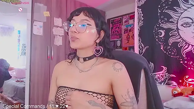 Snapshot of melissahowl chatting on November 10, 5:56 pm melissahowl online show from November 10, 5:56 pm