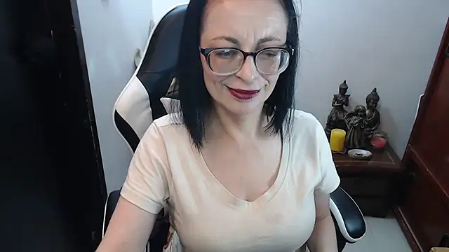 AnasstaciaEvans online show from April 1, 2:12 am