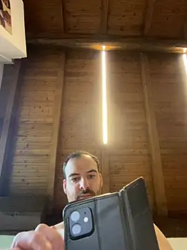 Snapshot of voglioso97 chatting on April 29, 8:07 am voglioso97 online show from April 29, 8:07 am