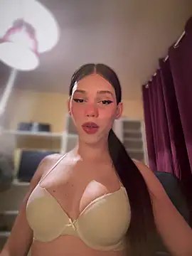 Snapshot of Carlita_cute chatting on September 12, 10:43 pm Carlita cute online show from September 12, 10:43 pm