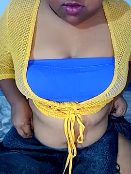 Snapshot of Sexy--queen1 chatting on September 9, 5:23 pm Sexy--queen1 online show from September 9, 5:23 pm