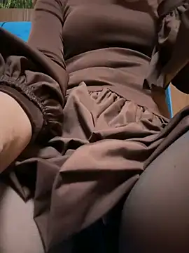 Snapshot of Crazy-Rosa chatting on December 29, 2:42 pm Crazy-Rosa online show from December 29, 2:42 pm