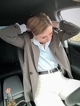 Snapshot of Crazy-Rosa chatting on March 7, 11:40 am Crazy-Rosa online show from March 7, 11:40 am