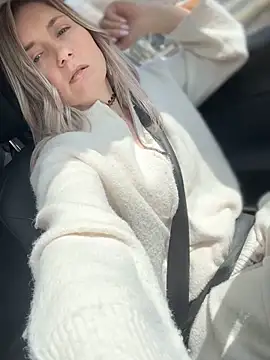 Crazy-Rosa online show from March 17, 7:01 am