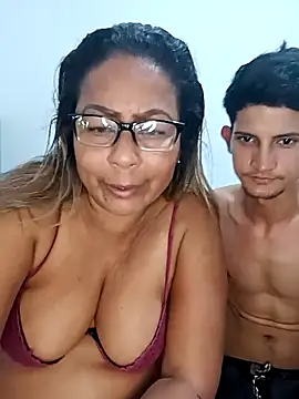 Afroditabichota online show from March 17, 6:51 am