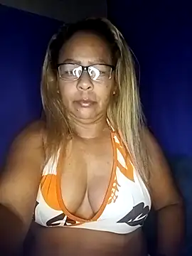 Afroditabichota online show from October 19, 10:49 am