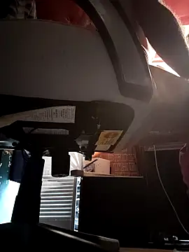 Gillygilly76 online show from October 16, 1:34 pm