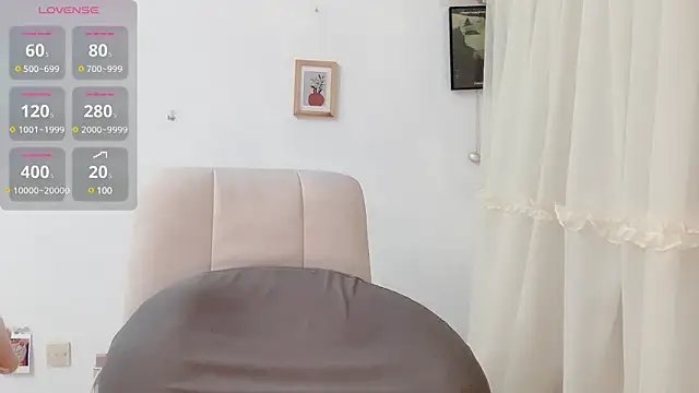 hhjiaxuan online show from March 10, 5:50 pm