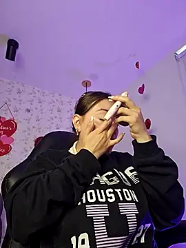 valery mora online show from February 22, 1:13 pm