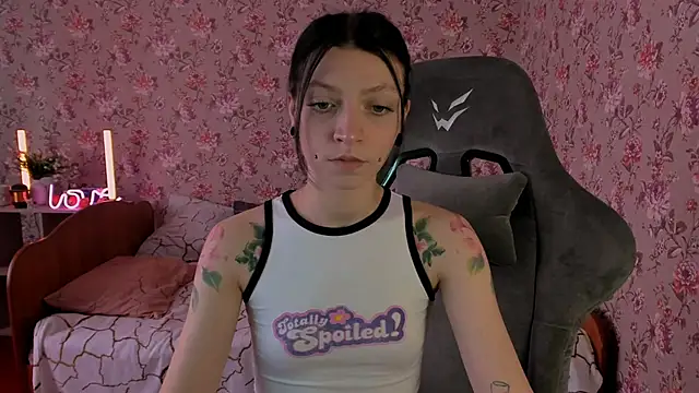 Lolly Haze online show from November 25, 4:23 am