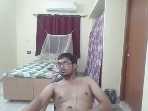THE NAKED BOY online show from June 1, 1:46 pm
