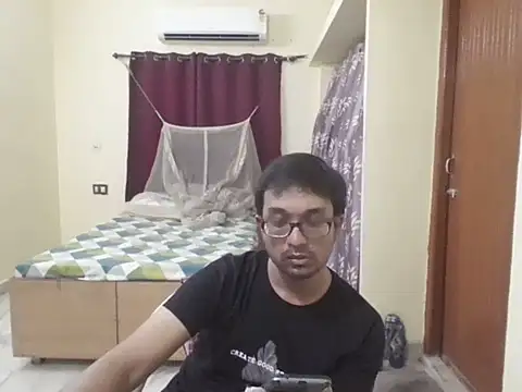 THE NAKED BOY online show from June 21, 3:03 pm