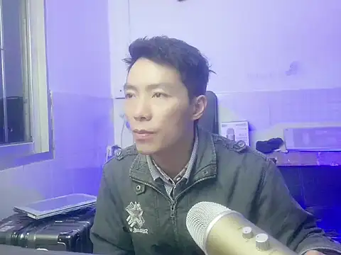 xhqds online show from February 12, 11:18 am