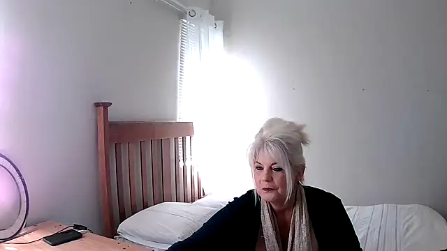 Miahotmilf online show from February 23, 1:42 pm