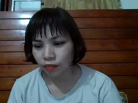 Snapshot of Angela-Eira chatting on March 2, 10:45 am Angela-Eira online show from March 2, 10:45 am