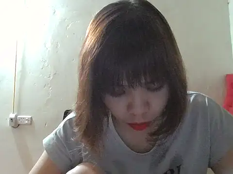 Snapshot of Angela-Eira chatting on October 3, 9:45 pm Angela-Eira online show from October 3, 9:45 pm