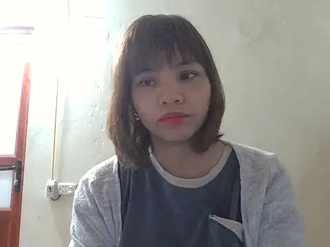 Snapshot of Angela-Eira chatting on October 22, 8:52 pm Angela-Eira online show from October 22, 8:52 pm