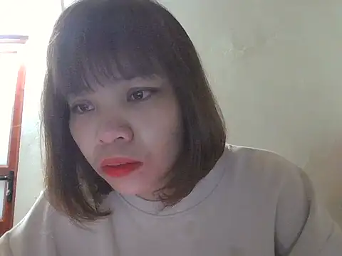 Snapshot of Angela-Eira chatting on October 24, 9:33 pm Angela-Eira online show from October 24, 9:33 pm