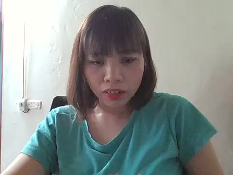 Snapshot of Angela-Eira chatting on October 27, 9:02 am Angela-Eira online show from October 27, 9:02 am