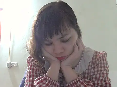 Snapshot of Angela-Eira chatting on December 4, 9:12 pm Angela-Eira online show from December 4, 9:12 pm