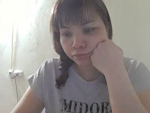 Angela-Eira online show from April 3, 11:41 am