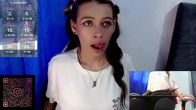 sweetlittlelisa online show from December 29, 9:20 pm