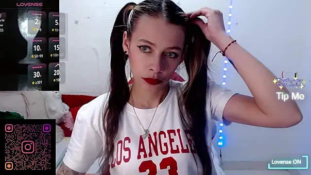 sweetlittlelisa online show from January 13, 6:16 pm