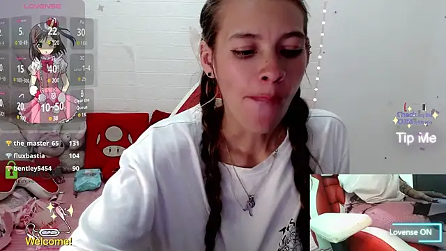 sweetlittlelisa online show from February 4, 1:13 am