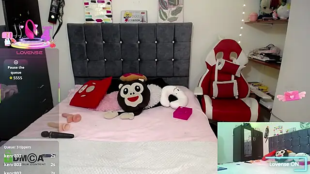 sweetlittlelisa online show from September 12, 9:26 pm